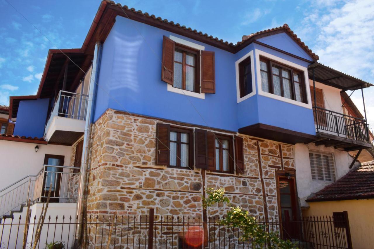 Willa Renovated Old Manor House With Yard Arnaia Zewnętrze zdjęcie
