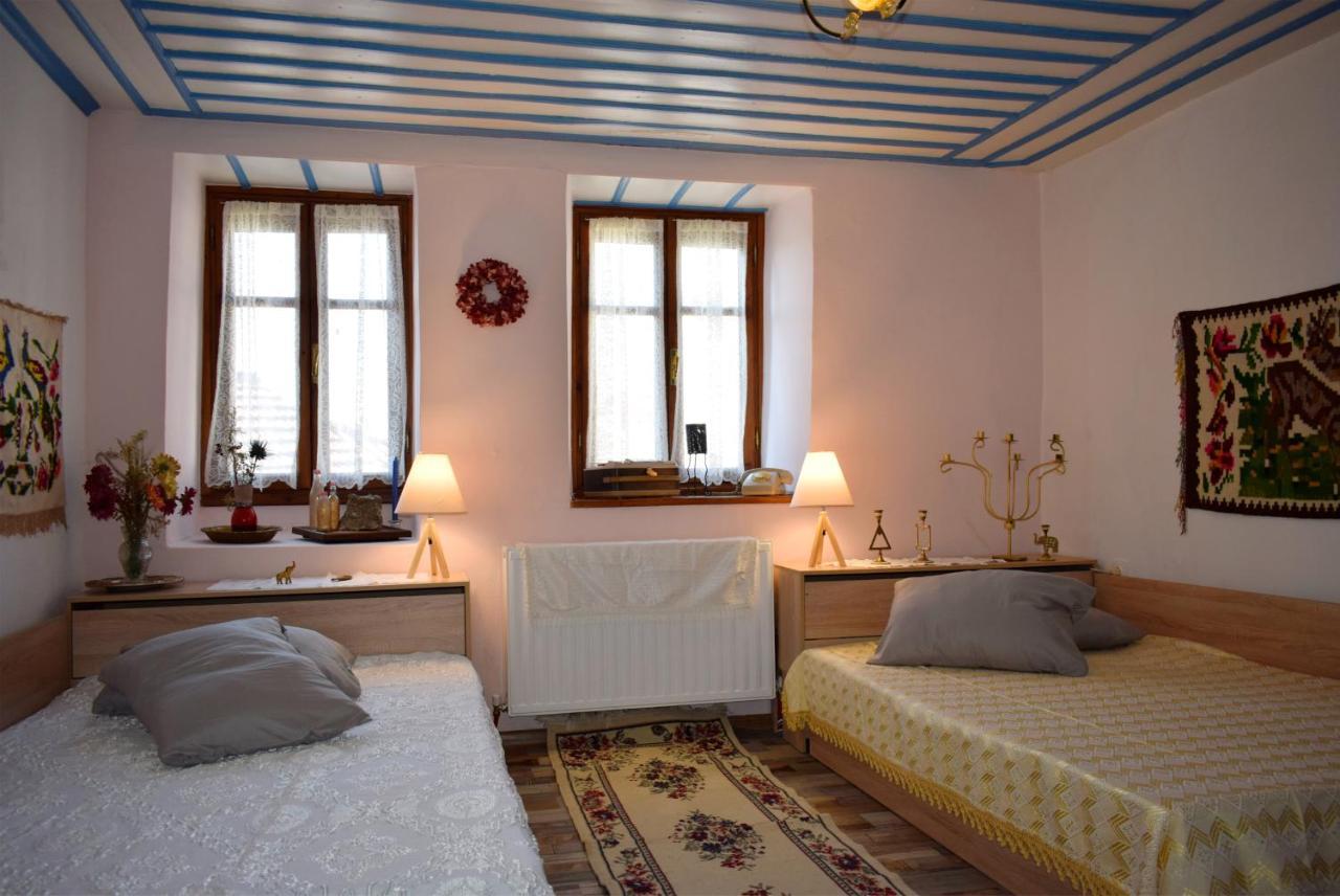 Willa Renovated Old Manor House With Yard Arnaia Zewnętrze zdjęcie