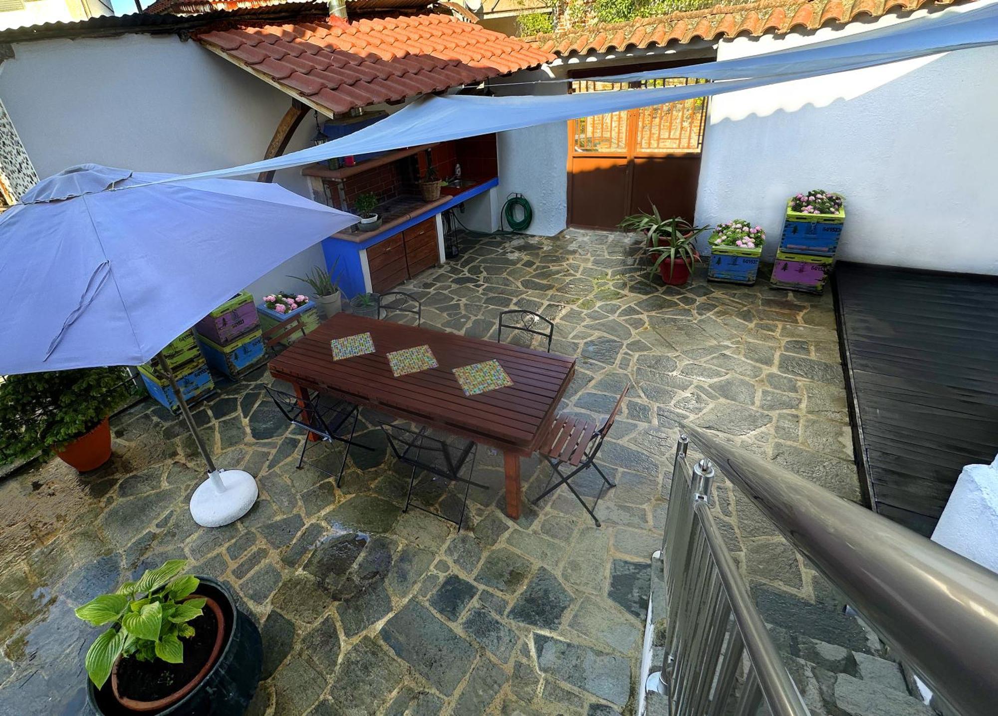 Willa Renovated Old Manor House With Yard Arnaia Zewnętrze zdjęcie